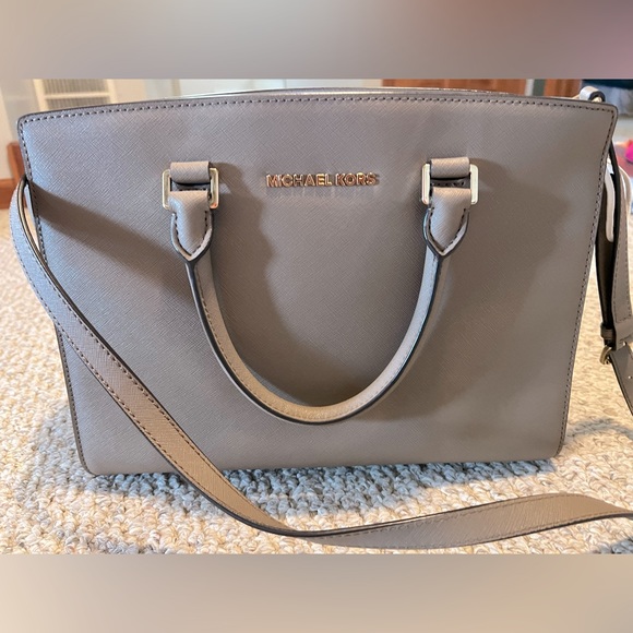 MICHAEL Michael Kors Handbags - Michael Kors Marilyn Large Tote